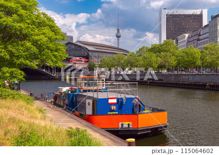 Embankment of the Spree River in the historical part of Berlin on a sunny day. Germany. 115064602