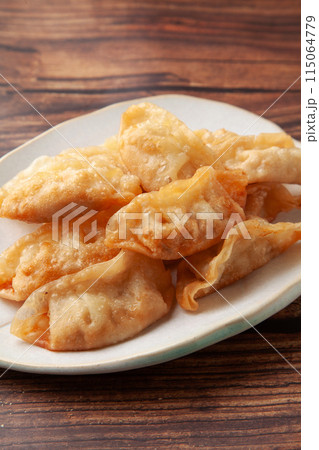 揚げギョウザ 115064779