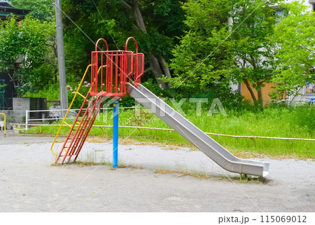滑り台 滑り台 115069012