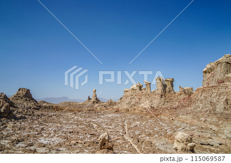 岩塩渓谷 115069587