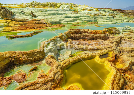 ダロル火山 115069955