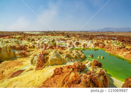 ダロル火山 115069987