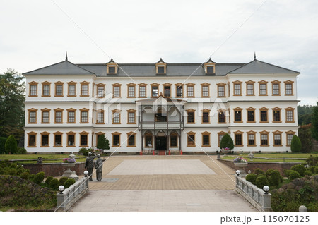 秋田県小坂町明治百年通り小坂鉱山事務所国重要文化財外観 秋田県小坂町明治百年通り小坂鉱山事務所国重要文化財外観 115070125