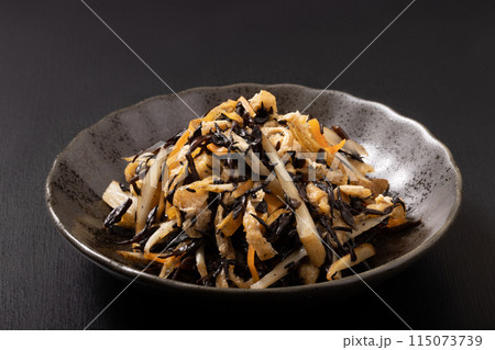 ひじきの煮物 (ごぼう 人参 ひじき 油揚げ) ひじきの煮物 (ごぼう 人参 ひじき 油揚げ) 115073739