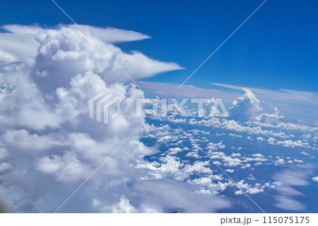 飛行機から見た積乱雲 飛行機から見た積乱雲 115075175