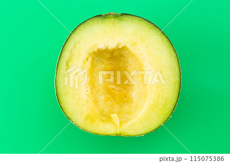 緑バックのアンデスメロン 115075386