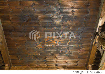 恵明寺　天井の龍の絵　真田幸道正室豊姫の墓所　長野県長野市松代町 115075822