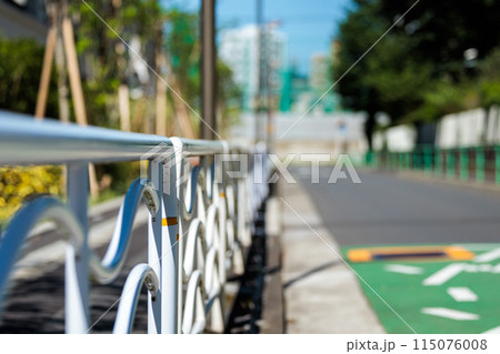 ガードレール 115076008