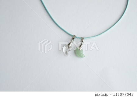 勾玉のネックレス 勾玉のネックレス 115077043