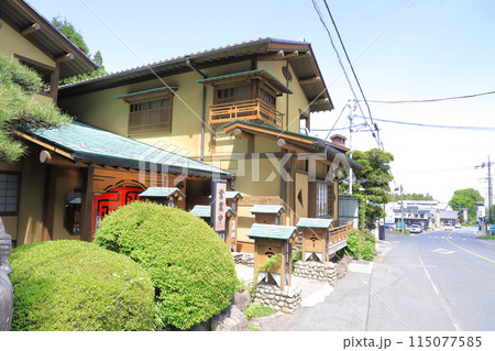 五徳山水澤観世音（水沢観音）近くの水沢うどん街 115077585