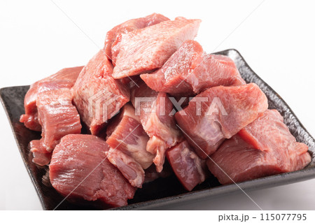 ［アメリカ産］牛タン（カレー　シチュー用） 115077795