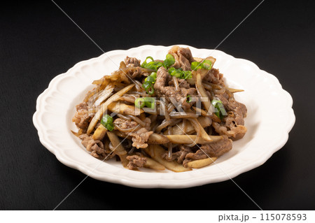 ごぼうと牛肉とコンニャクの炒め煮 ごぼうと牛肉とコンニャクの炒め煮 115078593