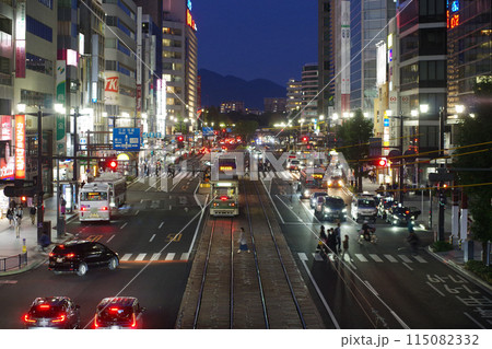 本通りからから眺めた眺めた広島の夜景 本通りからから眺めた眺めた広島の夜景 115082332