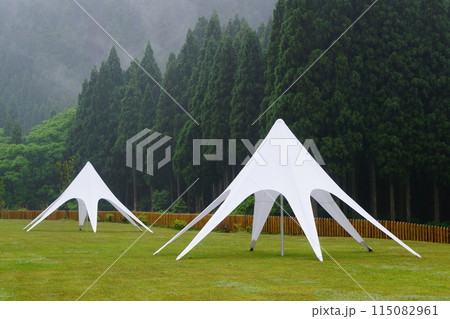 雨のキャンプ場 雨のキャンプ場 115082961