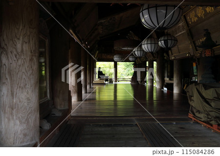 長谷寺〈本堂（国宝）〉【 西国三十三所観音霊場第八番 】／ 奈良県桜井市初瀬 115084286