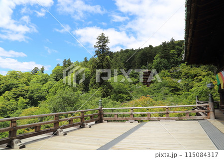 長谷寺〈本堂（国宝）〉【 西国三十三所観音霊場第八番 】／ 奈良県桜井市初瀬 115084317