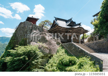 山寺（立石寺）：開山堂と納経堂 115085031
