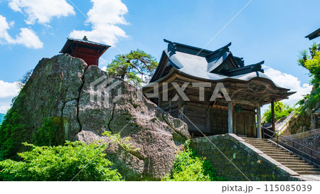 山寺(立石寺):開山堂と納経堂 山寺(立石寺):開山堂と納経堂 115085039
