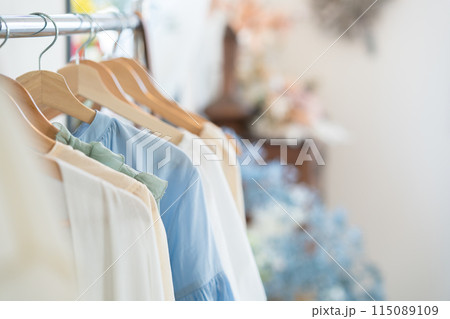 洋服ラック 115089109