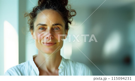 Mature old lady close up portrait. Healthy face skin care beauty, middle age skincare cosmetics, cosmetology concept 115094231