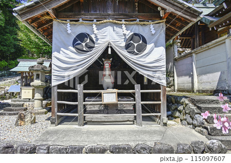 尾張五社 針綱神社「御神馬」 115097607