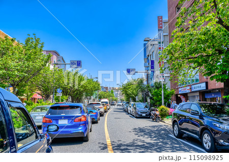 東京都世田谷区の都市風景　桜新町駅 115098925