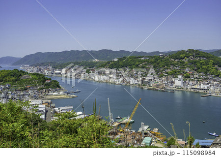 向島からの尾道の街並み　尾道水道　広島県尾道市 115098984