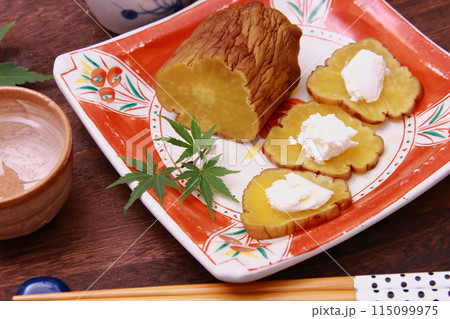 秋田名物 いぶりがっこ 秋田名物 いぶりがっこ 115099975