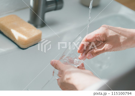 a forty-something woman 115100794