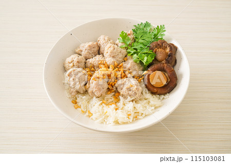 Dried Rice Porridge with Boiled Pork Bowl Dried Rice Porridge with Boiled Pork Bowl 115103081