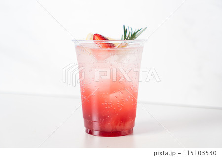 strawberry with soda in glass 115103530