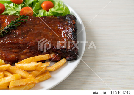 grilled and barbecue ribs pork 115103747