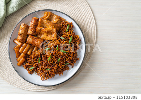 Jajangmyeon or JJajangmyeon with Odeng and Omuk - Korean Instant noodles with Korean fish cake in black bean sauce Jajangmyeon or JJajangmyeon with Odeng and Omuk - Korean Instant noodles with Korean fish cake in black bean sauce 115103808