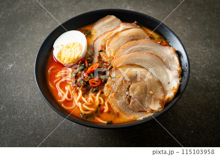Ramen Noodles Spicy Tomyum Soup with Roast Pork 115103958