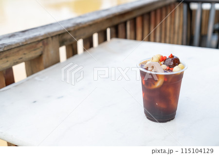 Monk Fruit Juice with lotus root, goji berry and Jujube 115104129