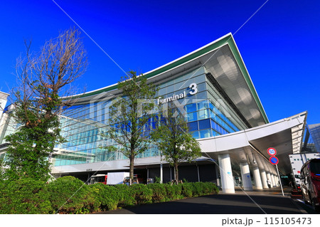 【東京都】快晴の羽田空港第3ターミナル(東京国際空港 国際線ターミナル) 【東京都】快晴の羽田空港第3ターミナル(東京国際空港 国際線ターミナル) 115105473