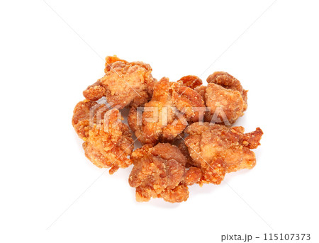 おいしい鶏の唐揚げ、醤油揚げ【白背景・切り抜き】 115107373