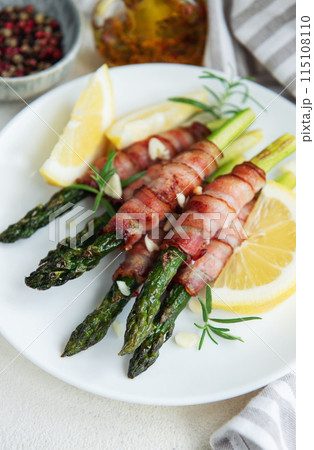 Asparagus baked with bacon Asparagus baked with bacon 115108110