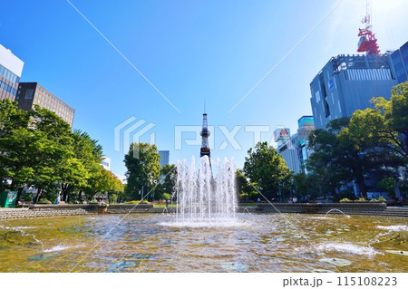 札幌市大通公園の噴水 115108223