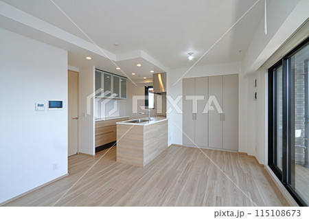 マンション　LDK 115108673