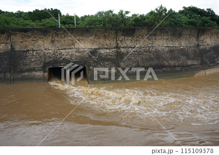 環境保全が難しい赤土流出 115109378