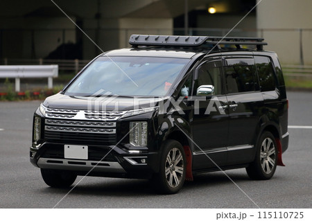 ミニバン ミニバン 115110725