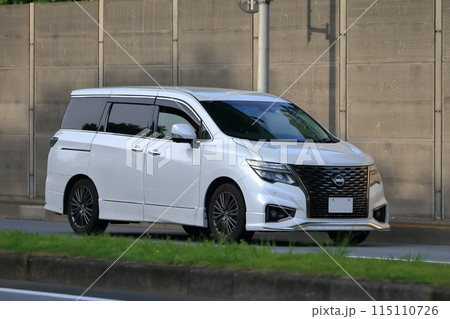 ミニバン 115110726