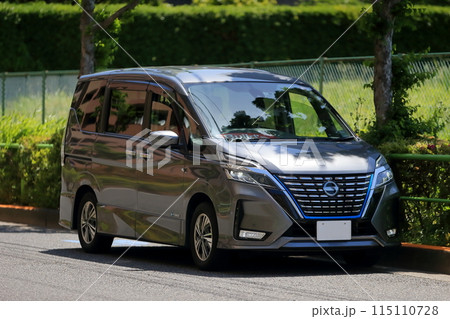ミニバン ミニバン 115110728