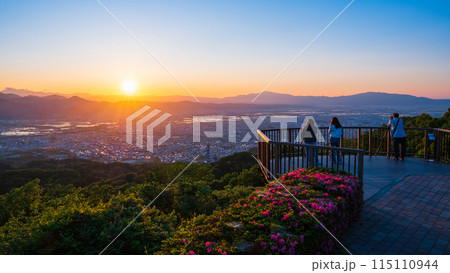 西蔵王公園展望広場・夕景 115110944