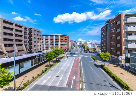 日本の横浜都市景観 横浜市営地下鉄グリーンライン 北山田駅前などを望む 日本の横浜都市景観 横浜市営地下鉄グリーンライン 北山田駅前などを望む 115113067