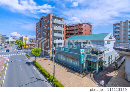 日本の横浜都市景観 横浜市営地下鉄グリーンライン 北山田駅前などを望む 日本の横浜都市景観 横浜市営地下鉄グリーンライン 北山田駅前などを望む 115113589
