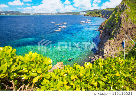 沖縄の風景（真栄田岬） 115116521