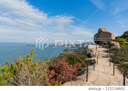 小瀬石鎚神社 - 重岩 115116602