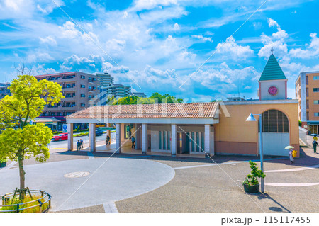 日本の横浜都市景観 横浜市営地下鉄グリーンライン 北山田駅などを望む 115117455